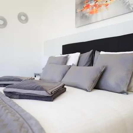 Apartmán El Sueno - Great Sea Views - Infinity Pool - Free Wifi- Smart Tv-residence Senator