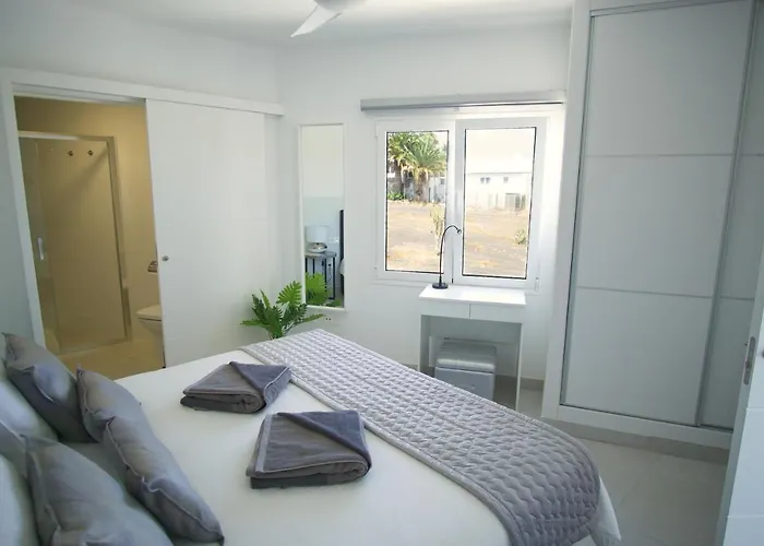 アパート El Sueno - Great Sea Views - Infinity Pool - Free Wifi- Smart Tv-residence Senator